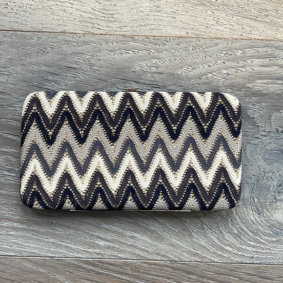 EUC Silver, Black, White, Metallic Crocheted Wallet/Clutch-8”x4” - Picture 2 of 6